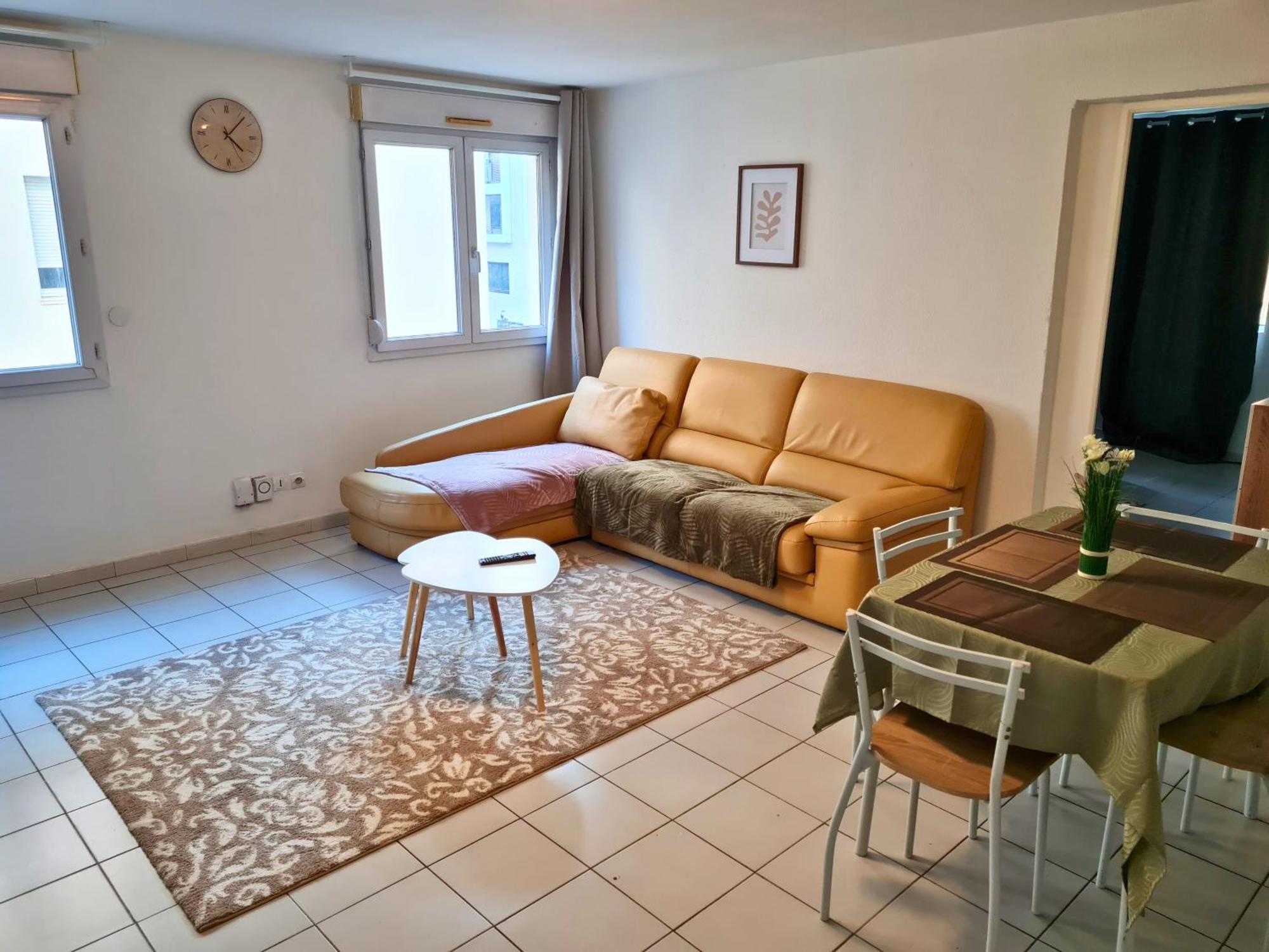 Apartment Escale En - T2 Lumineux Gare Centre-ville Montpellier
